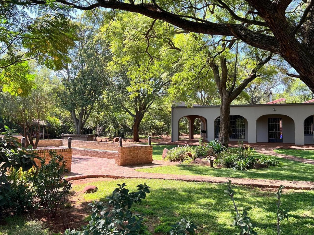 Featherwood Farm & Nyala Lodge Rayton Exterior photo