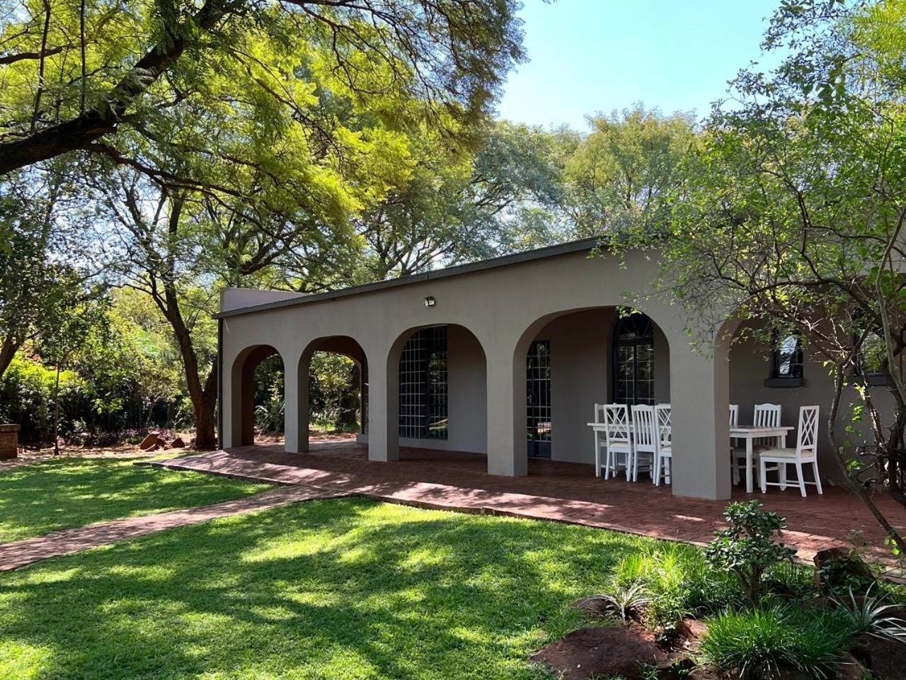 Featherwood Farm & Nyala Lodge Rayton Exterior photo